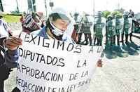 Guatemala, plantón hasta lograr la aprobación de la ley de vivienda